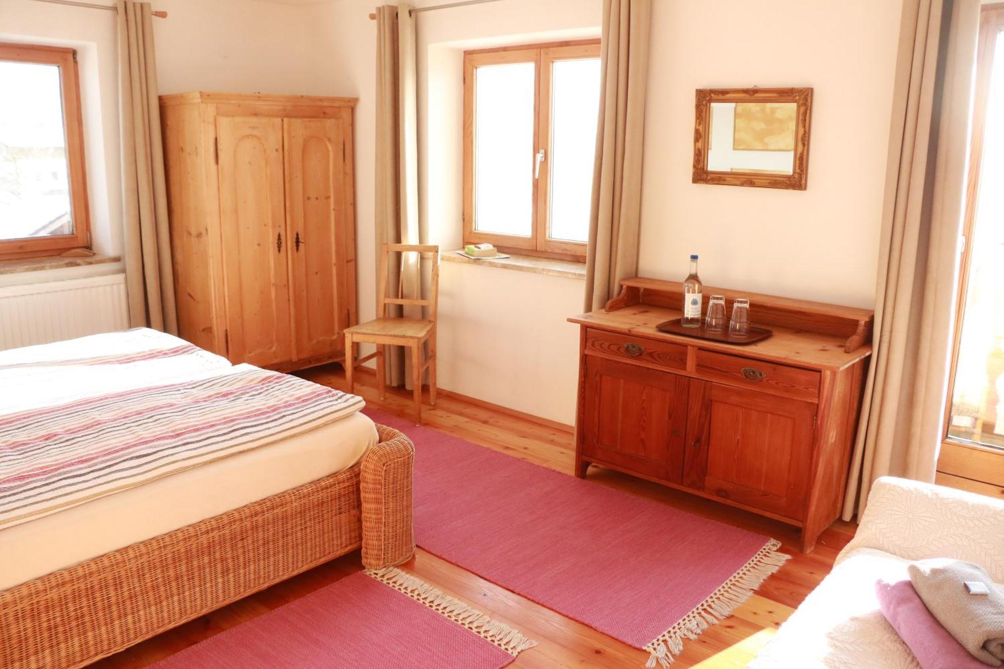 Bio Archehof Zachhiesen - Stay & Relax Seekirchen am Wallersee Exterior photo